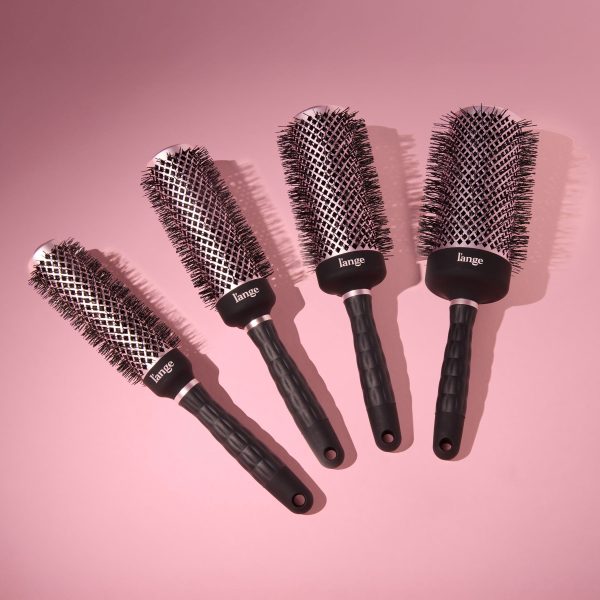 VolumePro Extra-Long Ceramic Ionic Barrel Round Brush