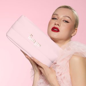 StylingEssentialsBag_Blush_2400_CarouselPDP_ModelProduct_NM.jpg